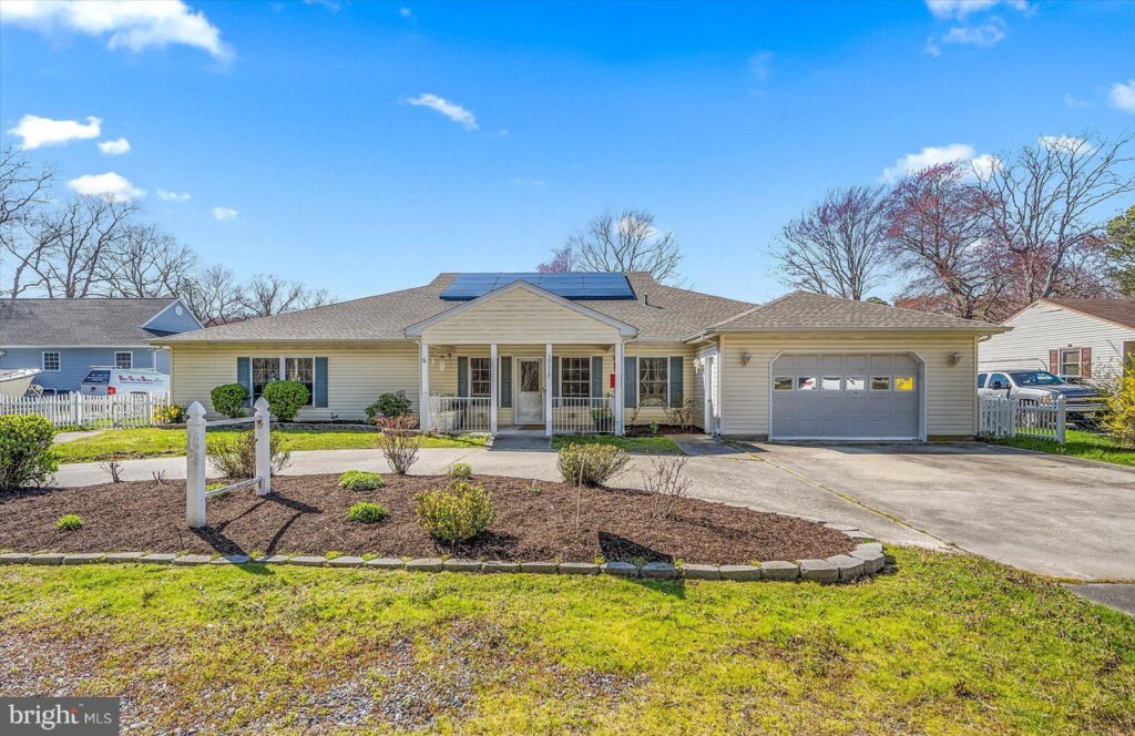 5717 Waterside Drive